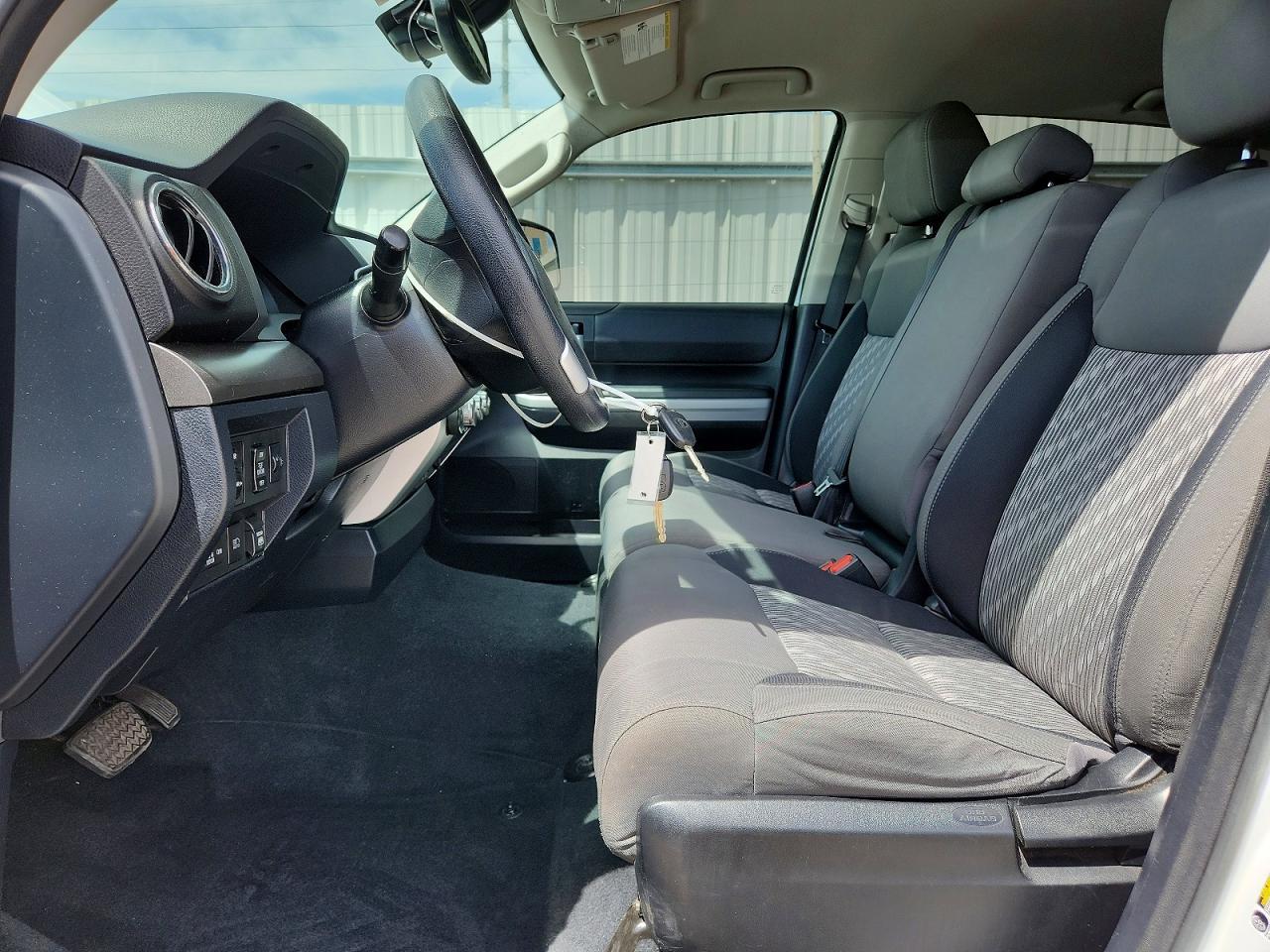2020 Toyota Tundra Sr5 - Image 7