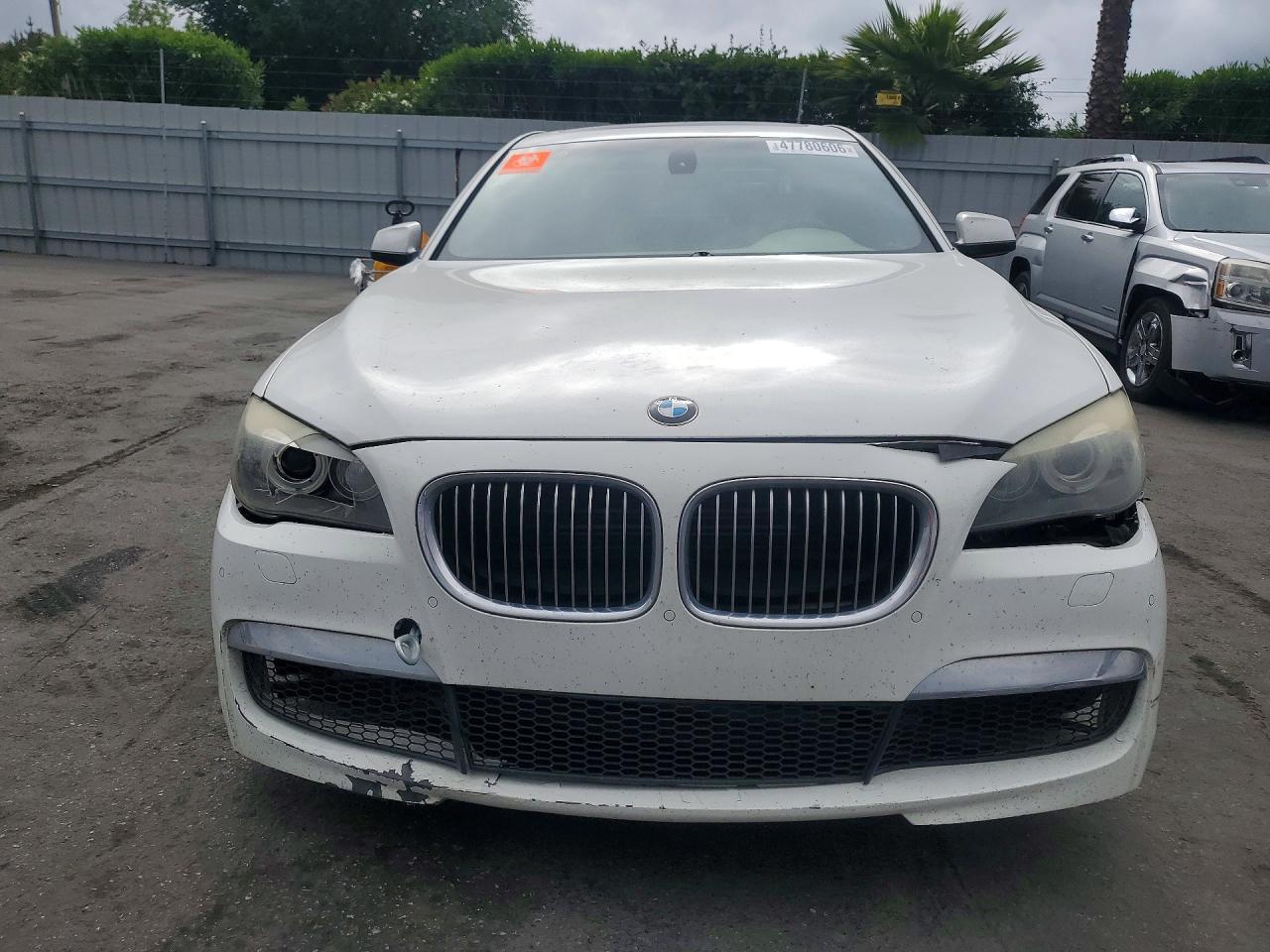 2010 BMW 750 Li - Фото 5