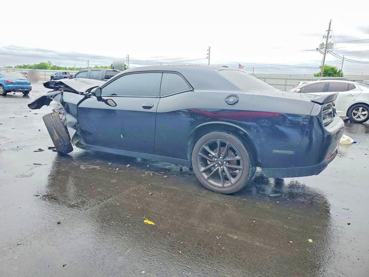 2023 Dodge Challenger Gt - Image 2