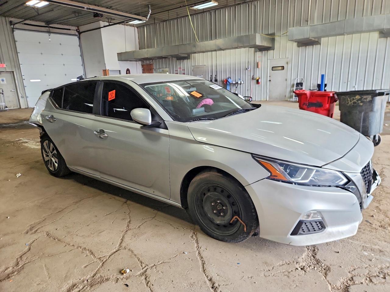 2020 Nissan Altima S - Фото 4