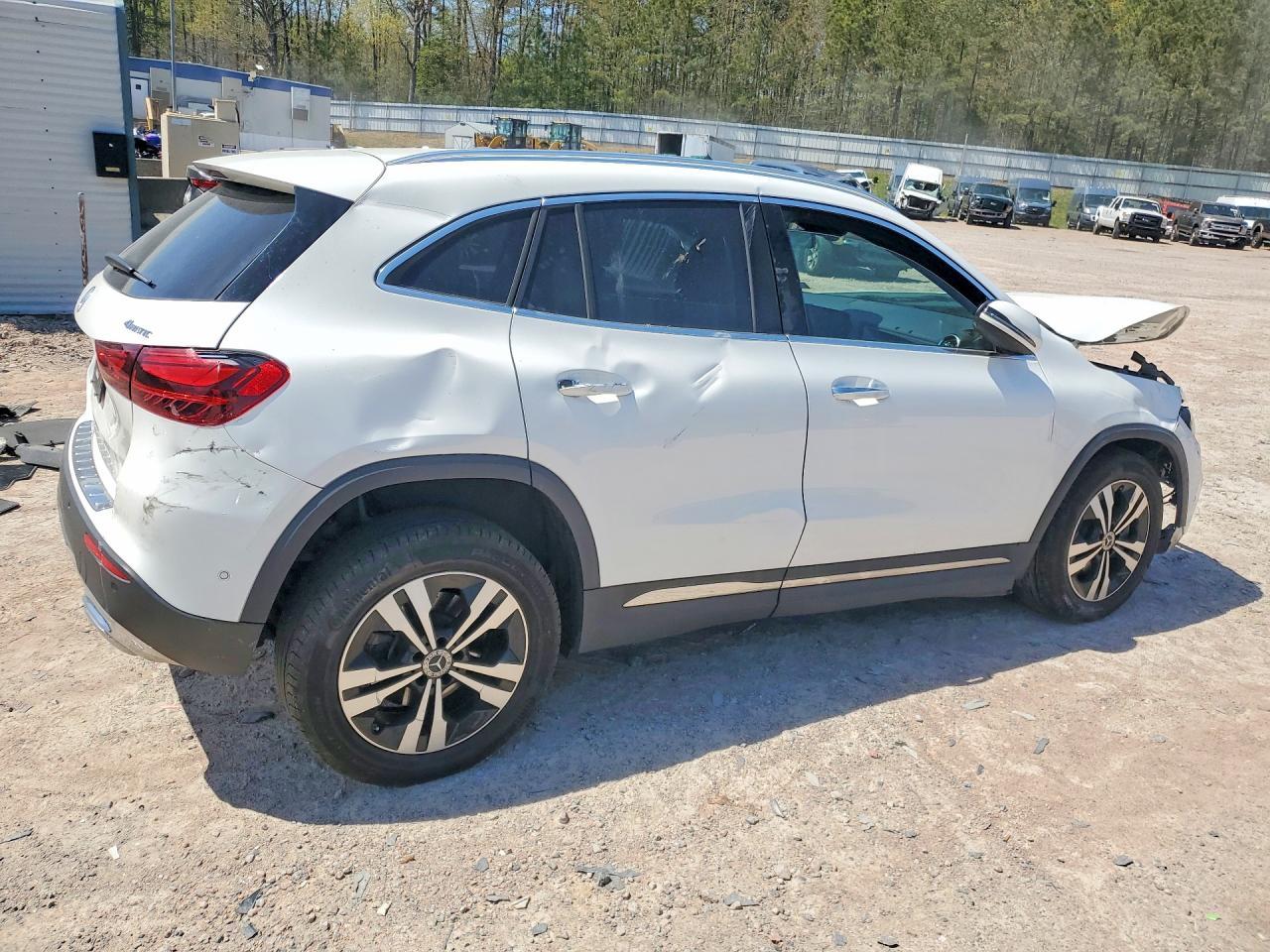 2024 Mercedes-Benz Gla 250 4Matic - Фото 3