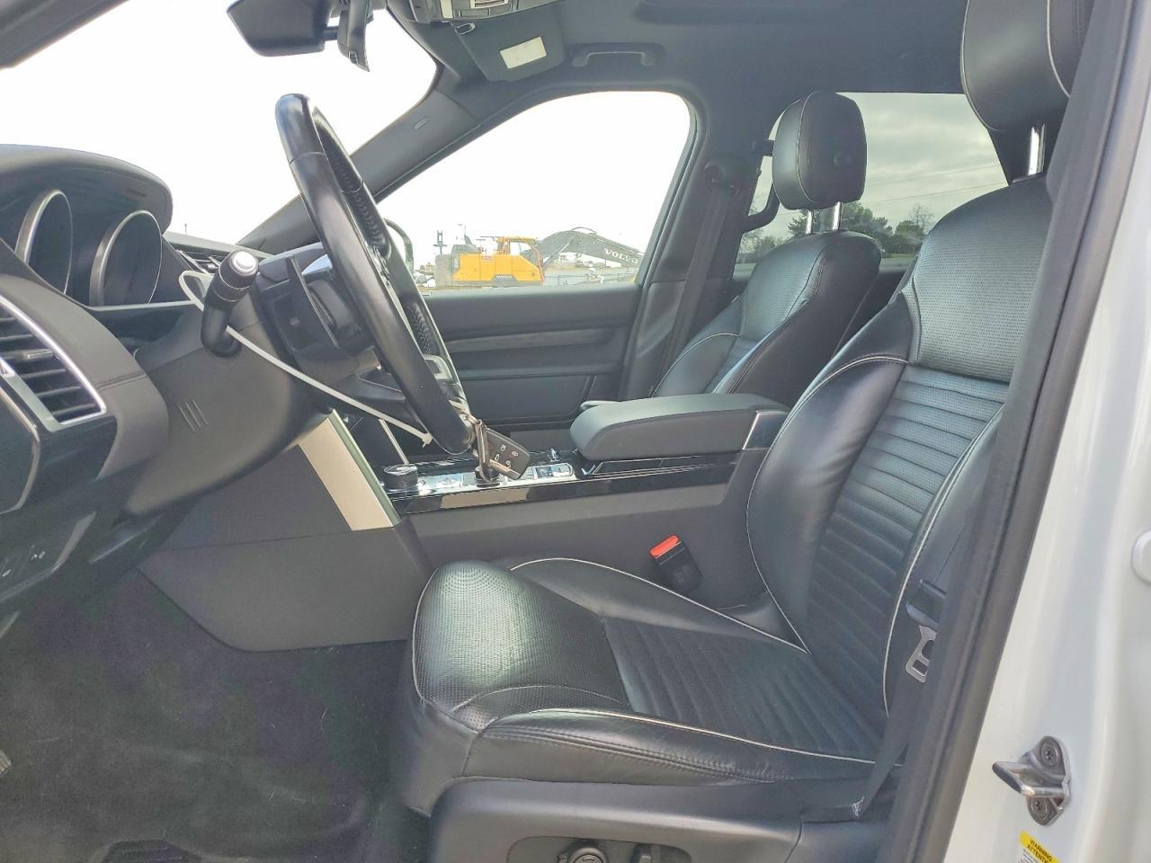 2017 Land Rover Discovery Hse - Image 7