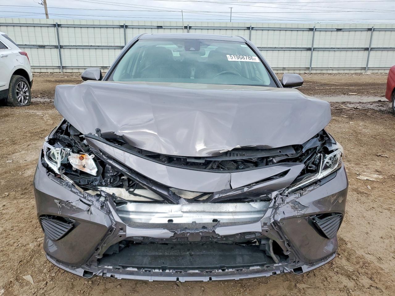 2019 Toyota Camry Se - Image 5