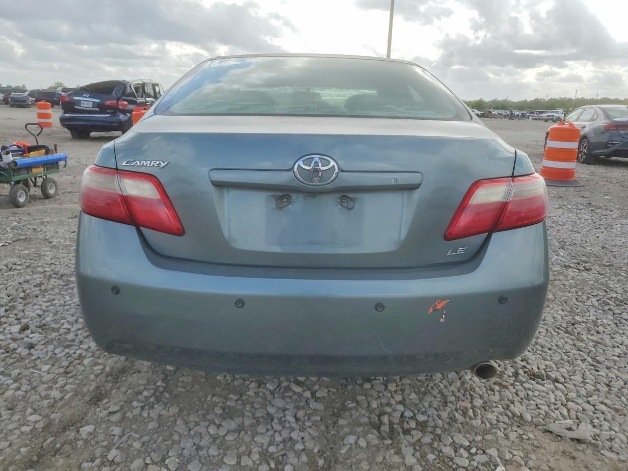 2009 Toyota Camry Le - Фото 6