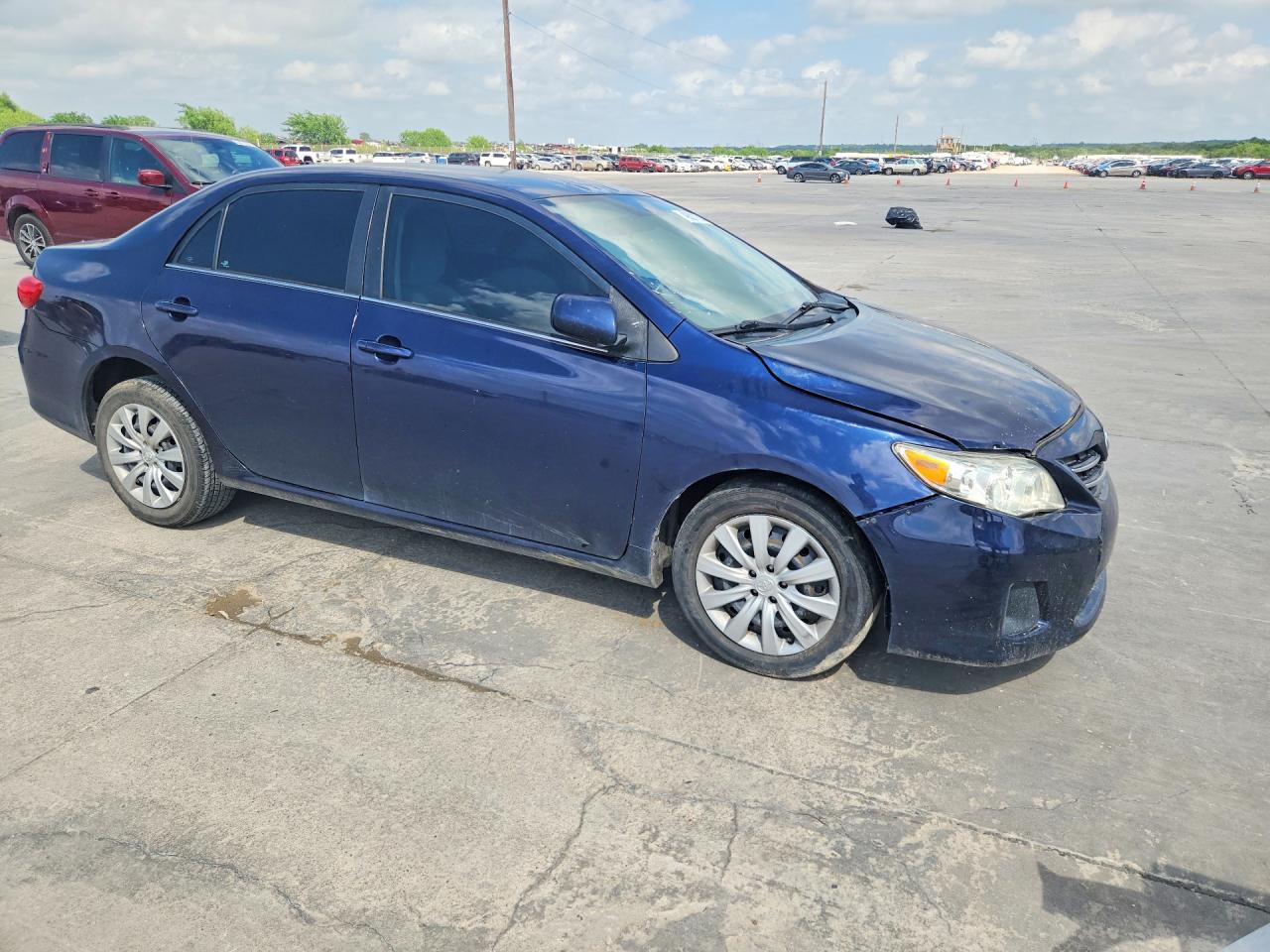 2013 Toyota Corolla Le - Фото 4