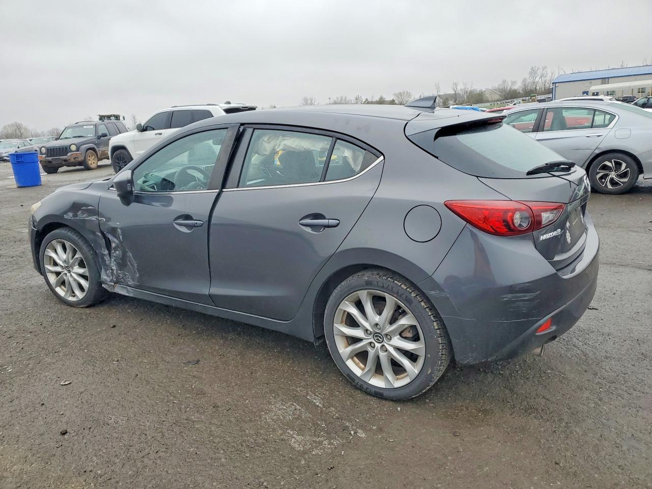 2016 Mazda 3 Touring - Image 2