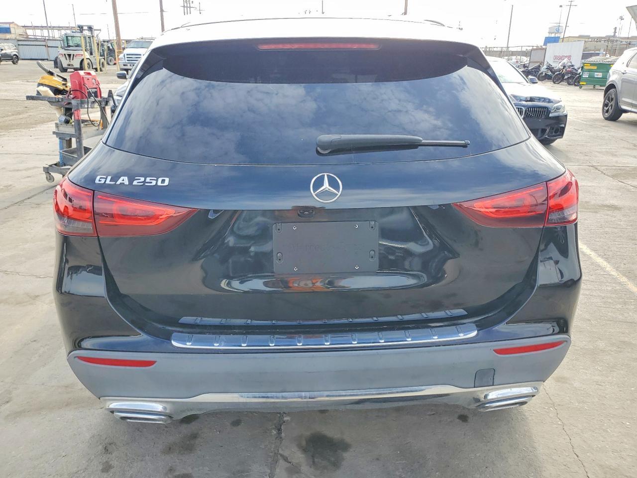 2021 Mercedes-Benz Gla 250 - Image 6