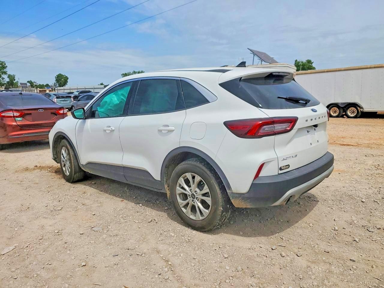 2023 Ford Escape Active - Фото 2