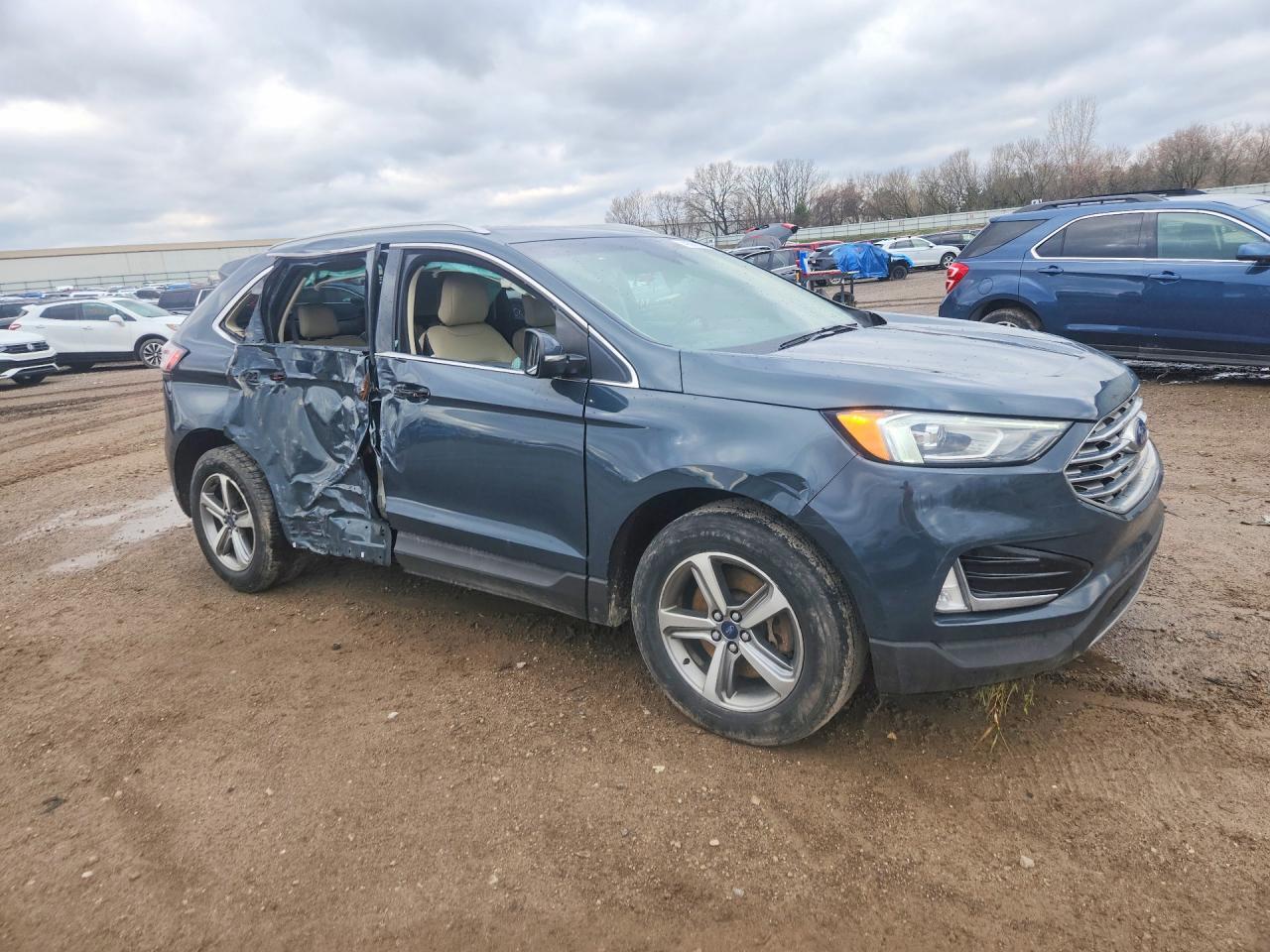 2019 Ford Edge Sel - Image 4