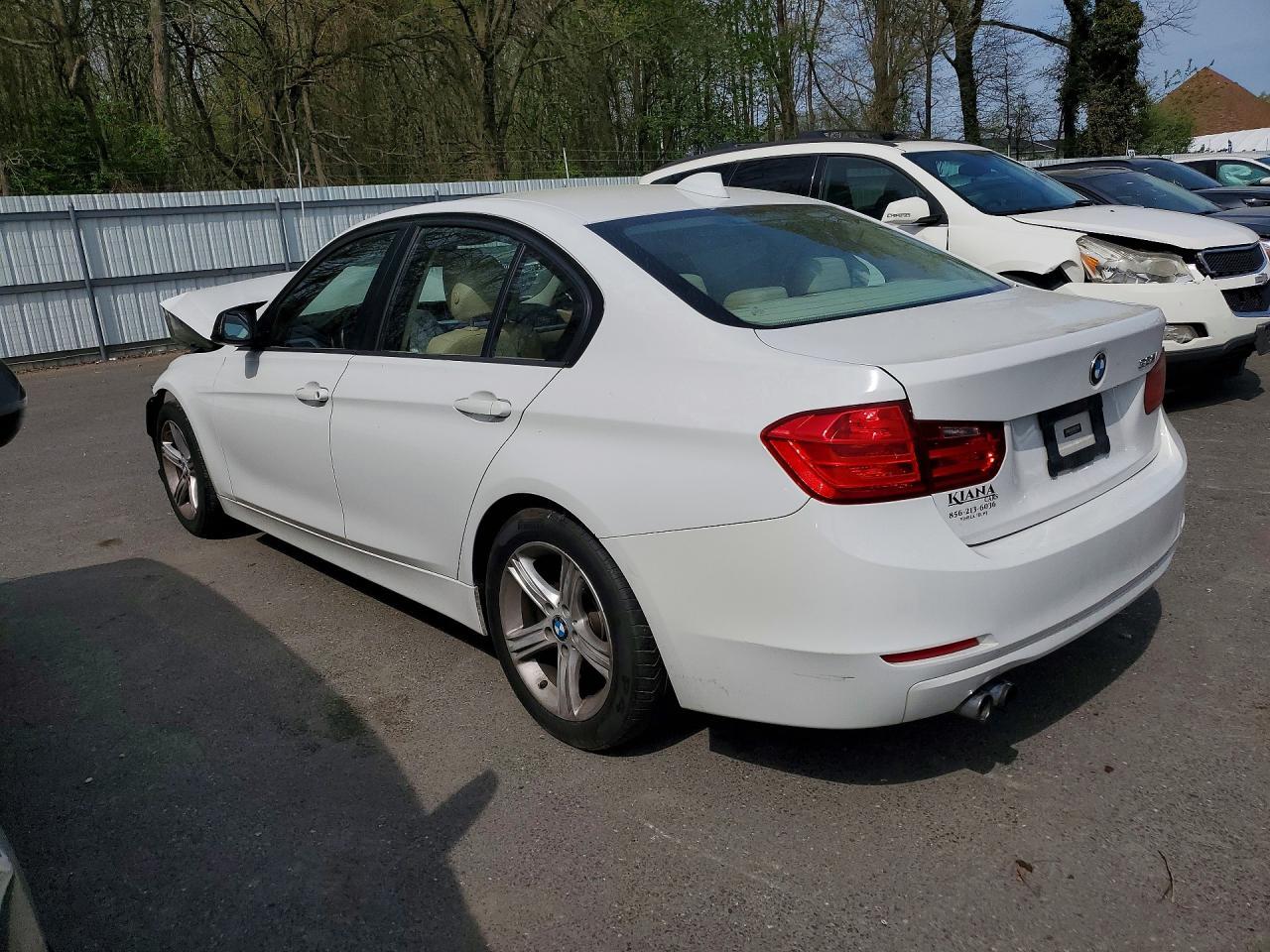 2012 BMW 328 I - Фото 2