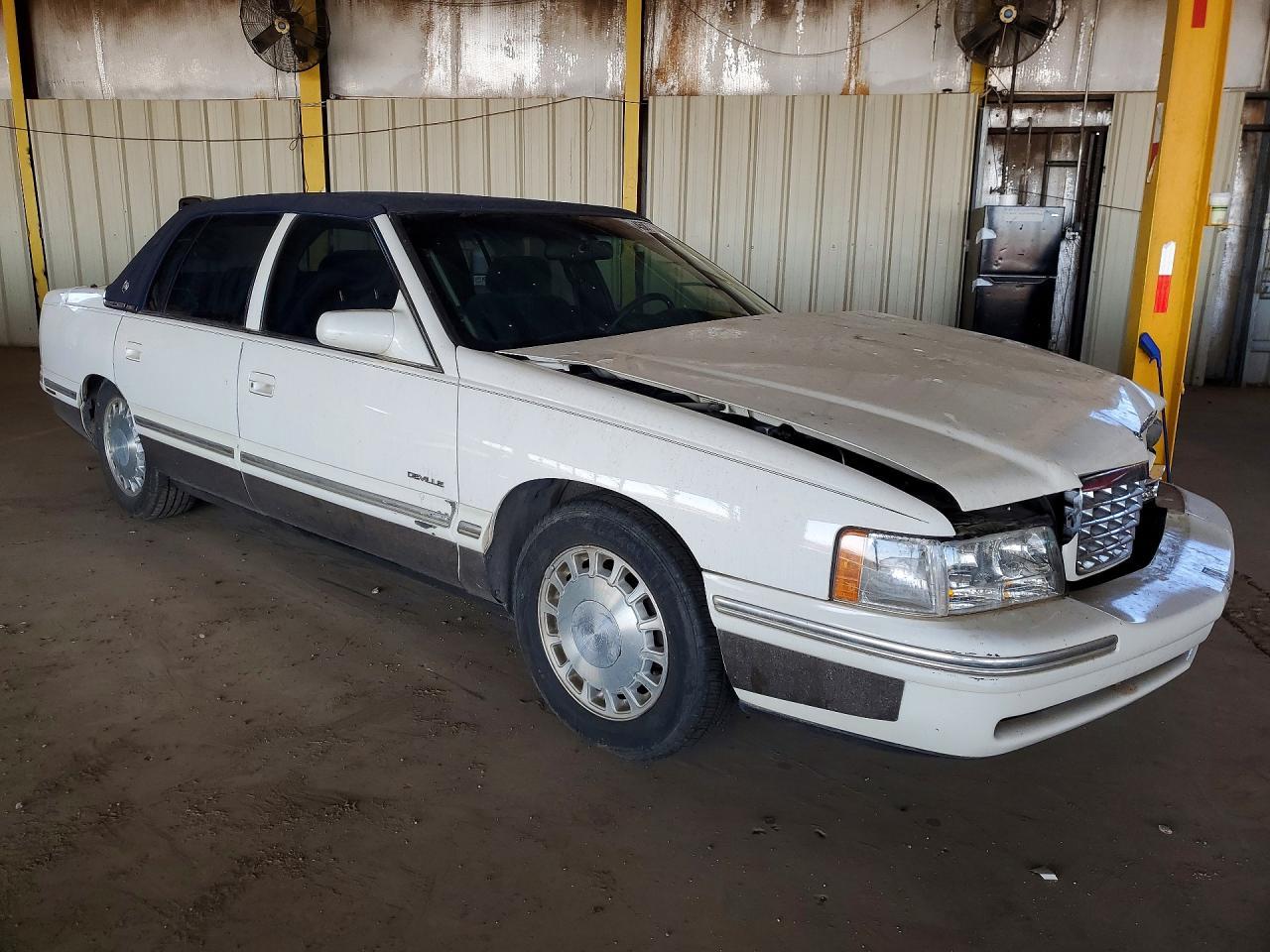 1998 Cadillac Deville - Image 4