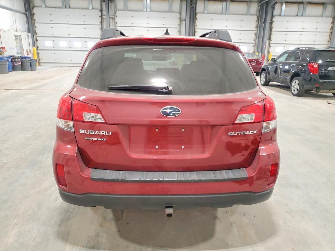 2013 Subaru Outback 2.5I Limited - Image 6
