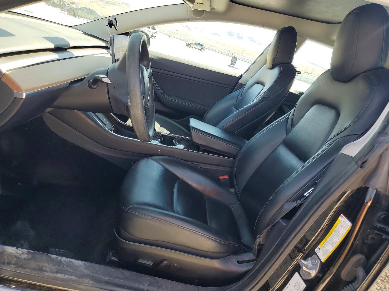 2019 Tesla Model 3 - Фото 7