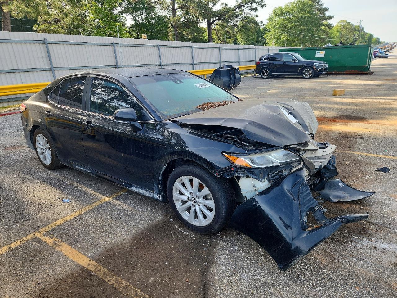 2018 Toyota Camry Le - Фото 4