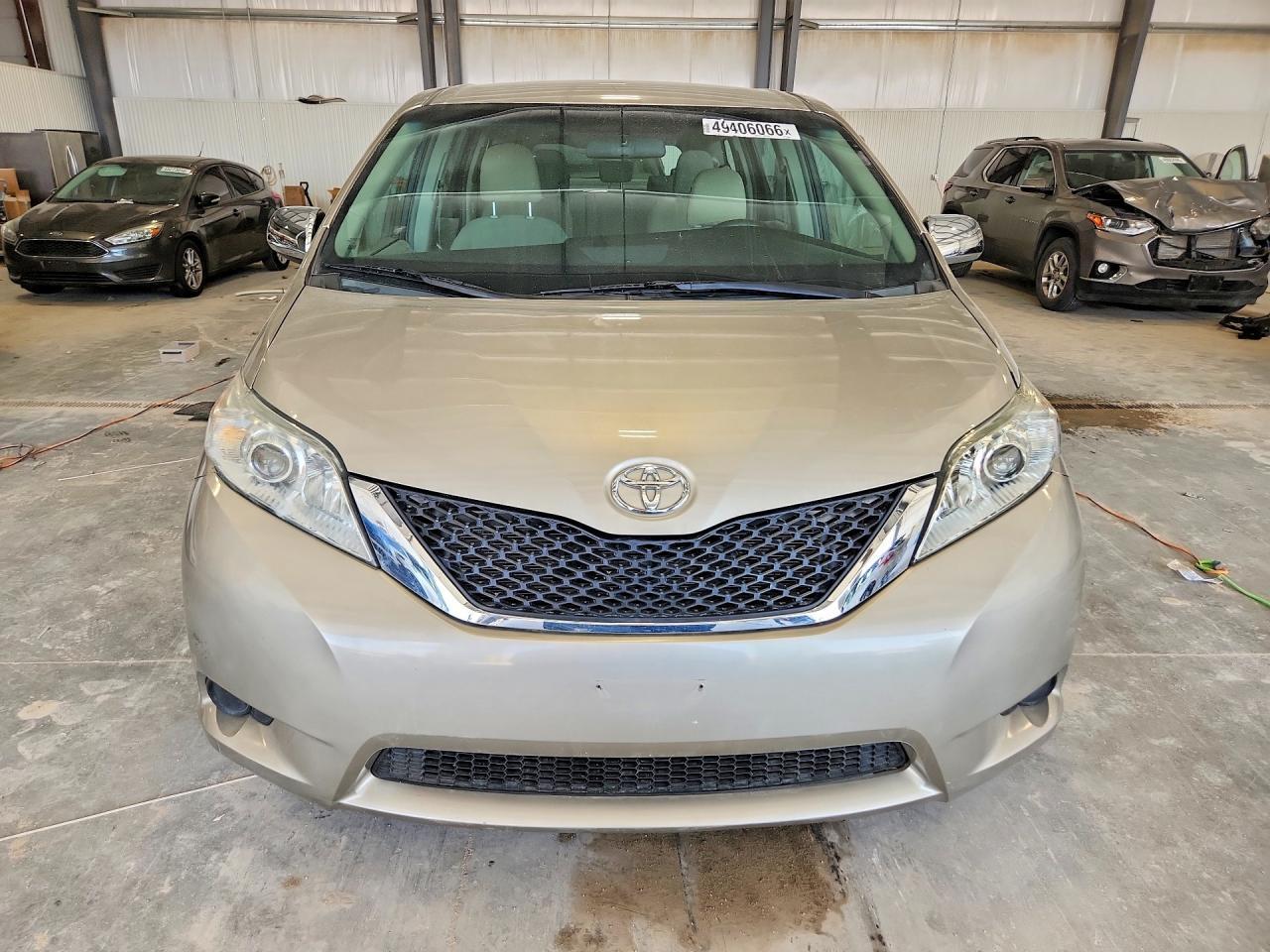 2015 Toyota Sienna L 7-Passenger - Фото 5