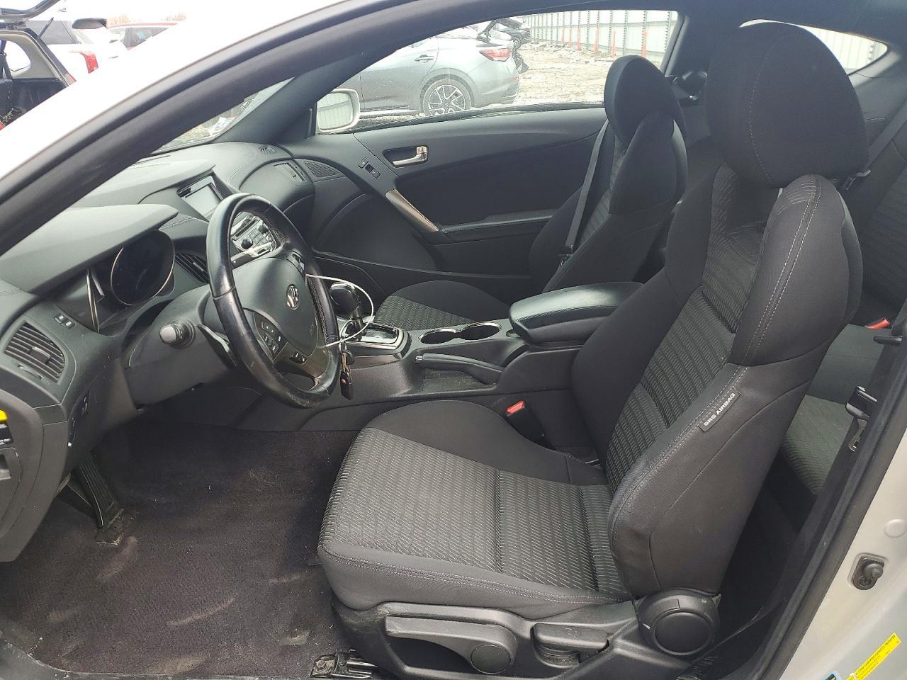 2013 Hyundai Genesis Coupe 2.0T - Фото 7