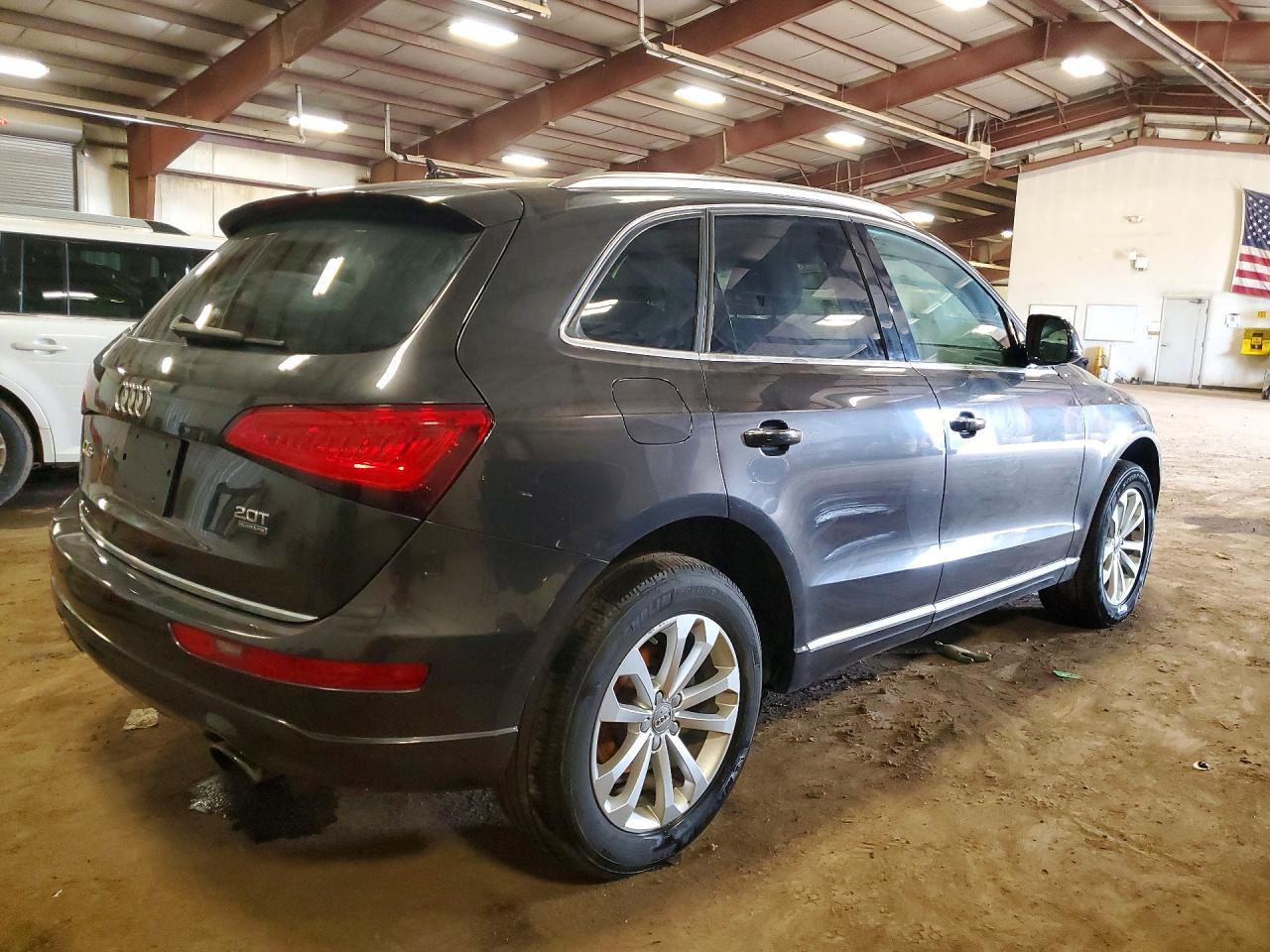 2016 Audi Q5 Premium - Image 3