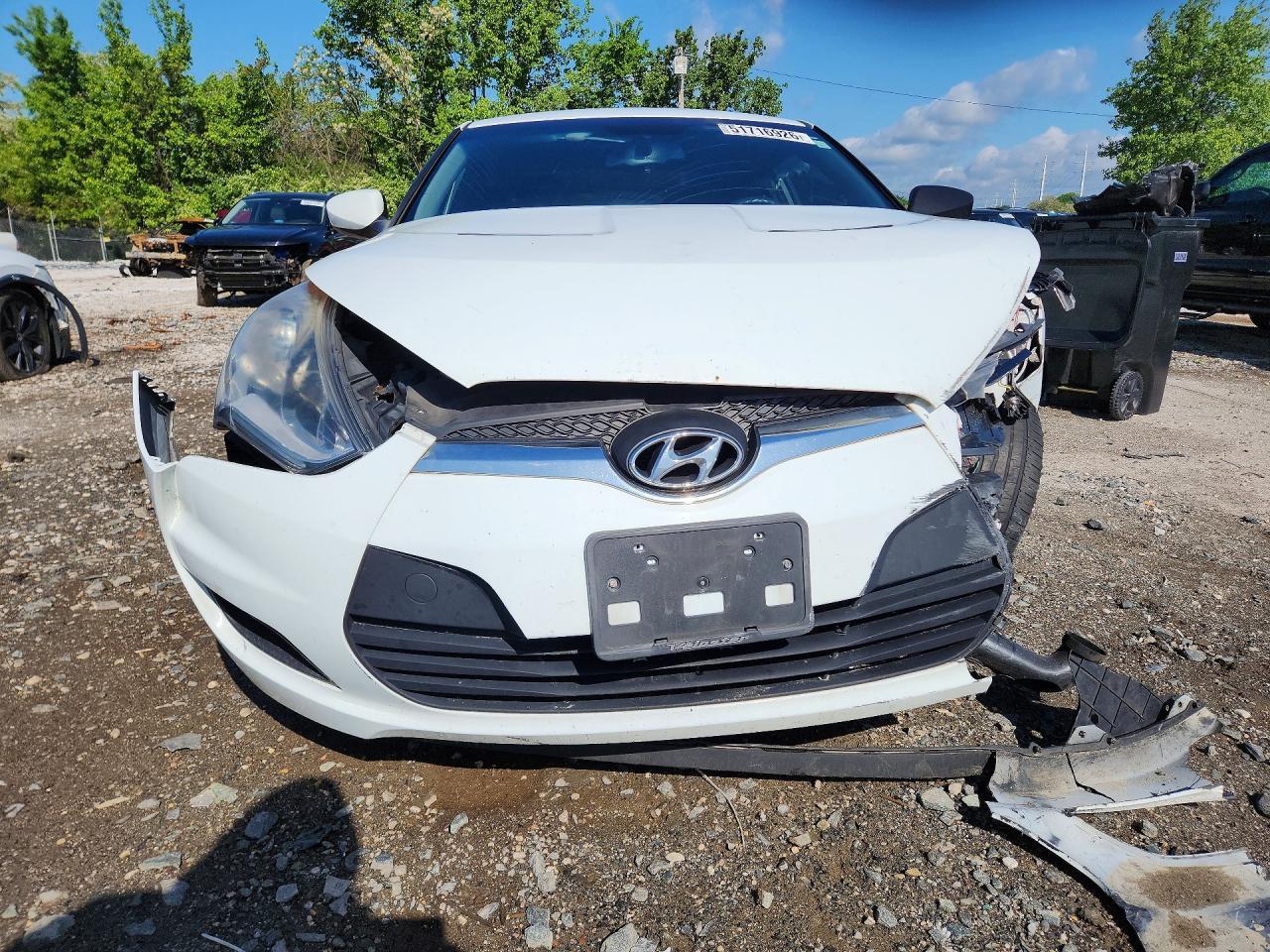 2014 Hyundai Veloster Base - Фото 5