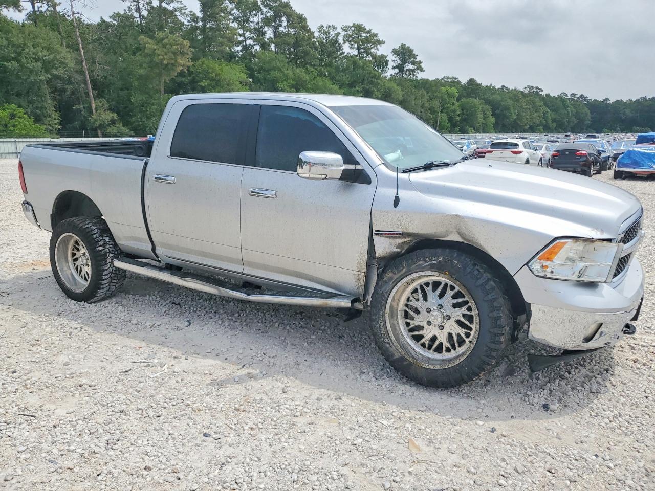 2018 Ram 1500 Slt - Image 4