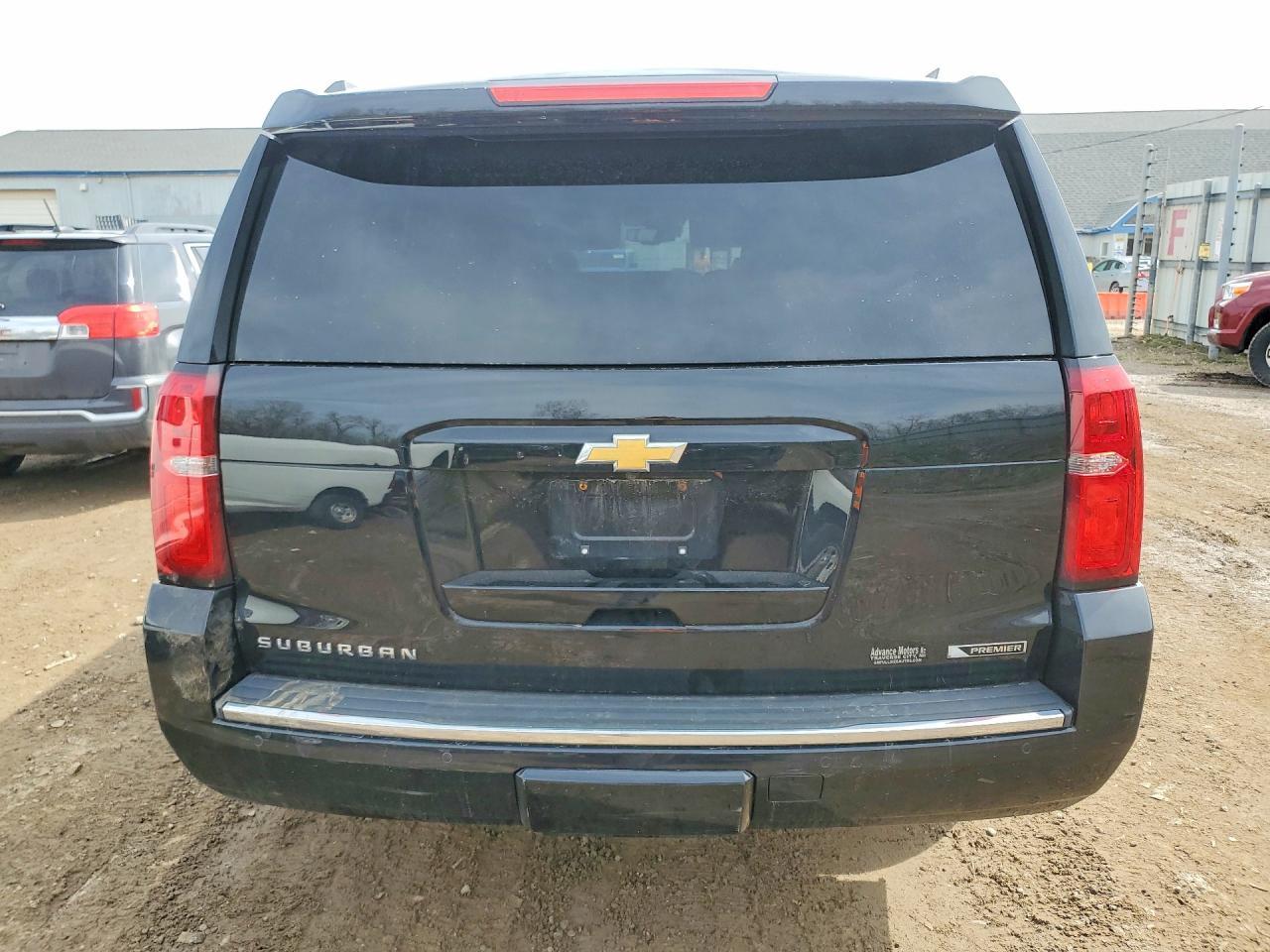 2017 Chevrolet Suburban K1500 Premier - Фото 6