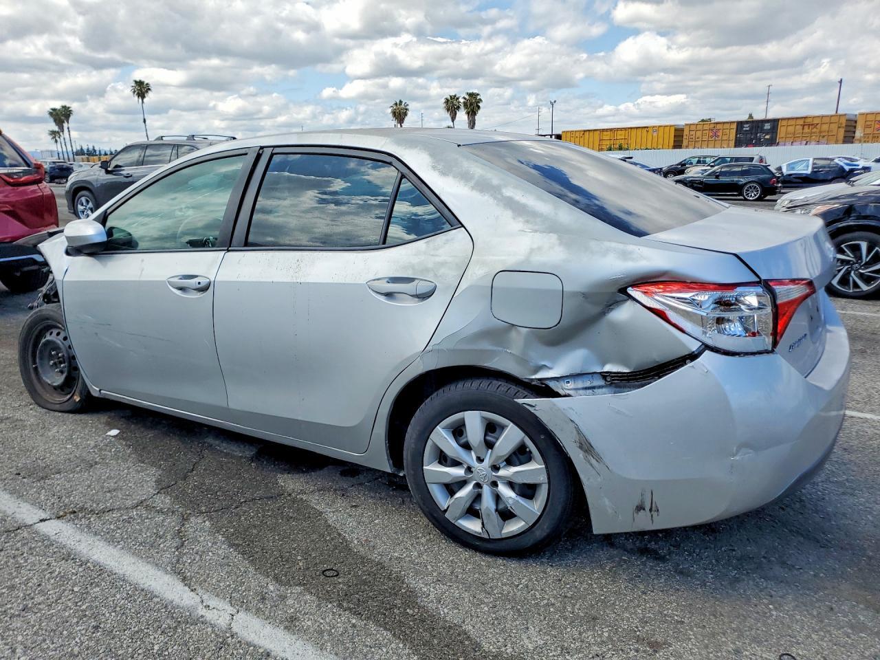 2015 Toyota Corolla Le - Image 2