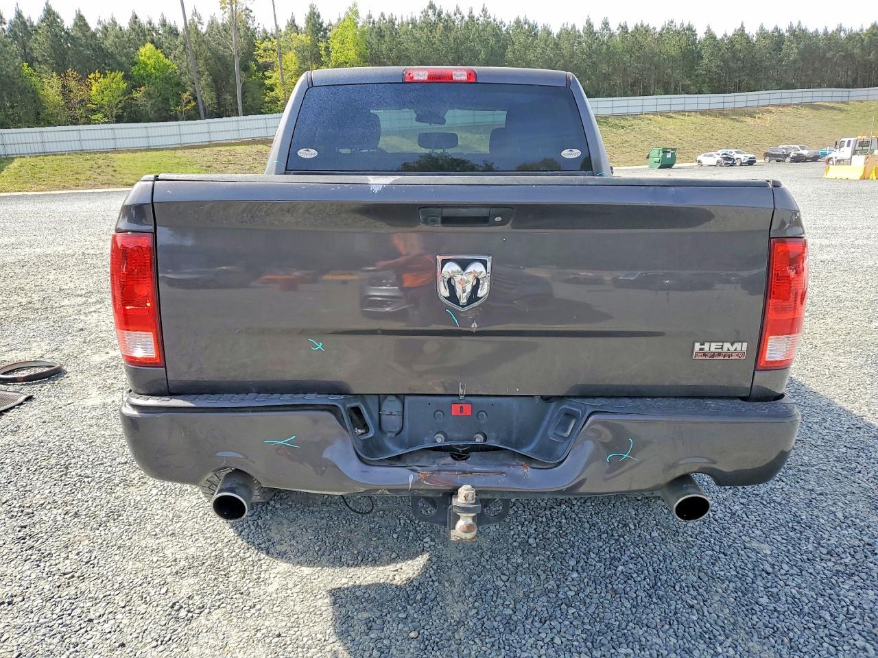 2016 Ram 1500 St - Image 6