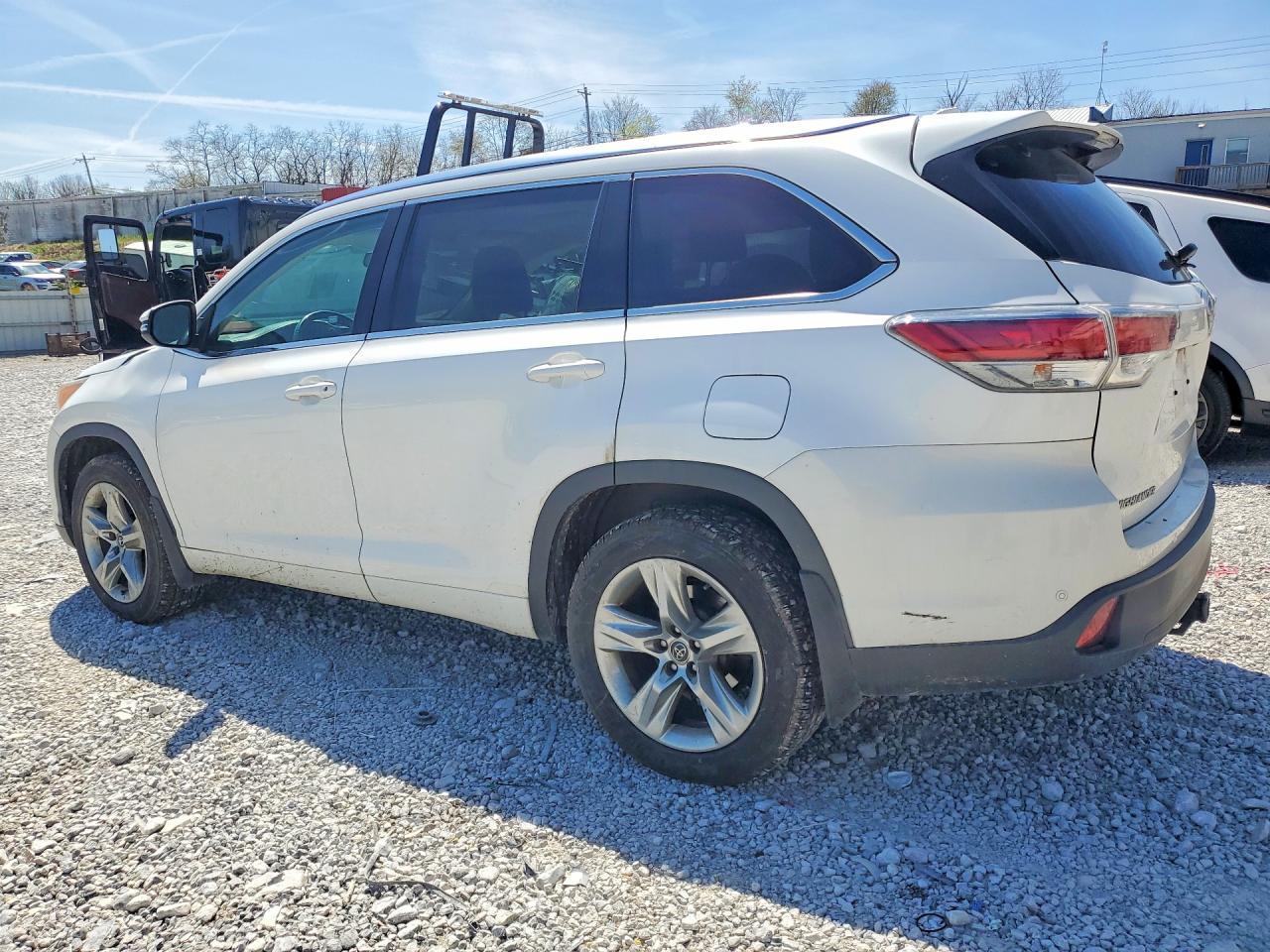 2016 Toyota Highlander Limited - Фото 2