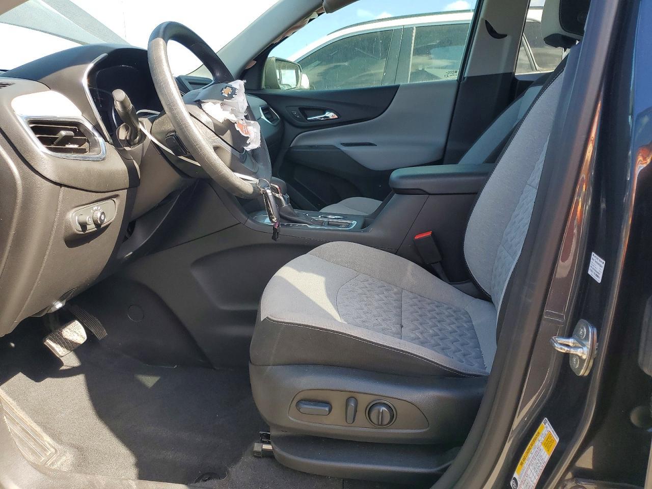 2022 Chevrolet Equinox Ls - Image 7