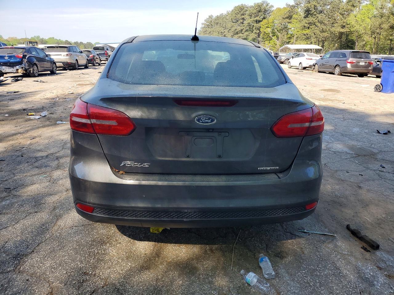 2016 Ford Focus S - Фото 6