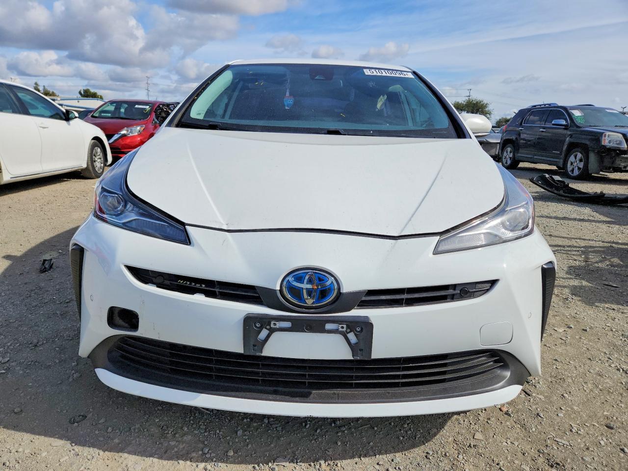 2021 Toyota Prius Le - Image 5