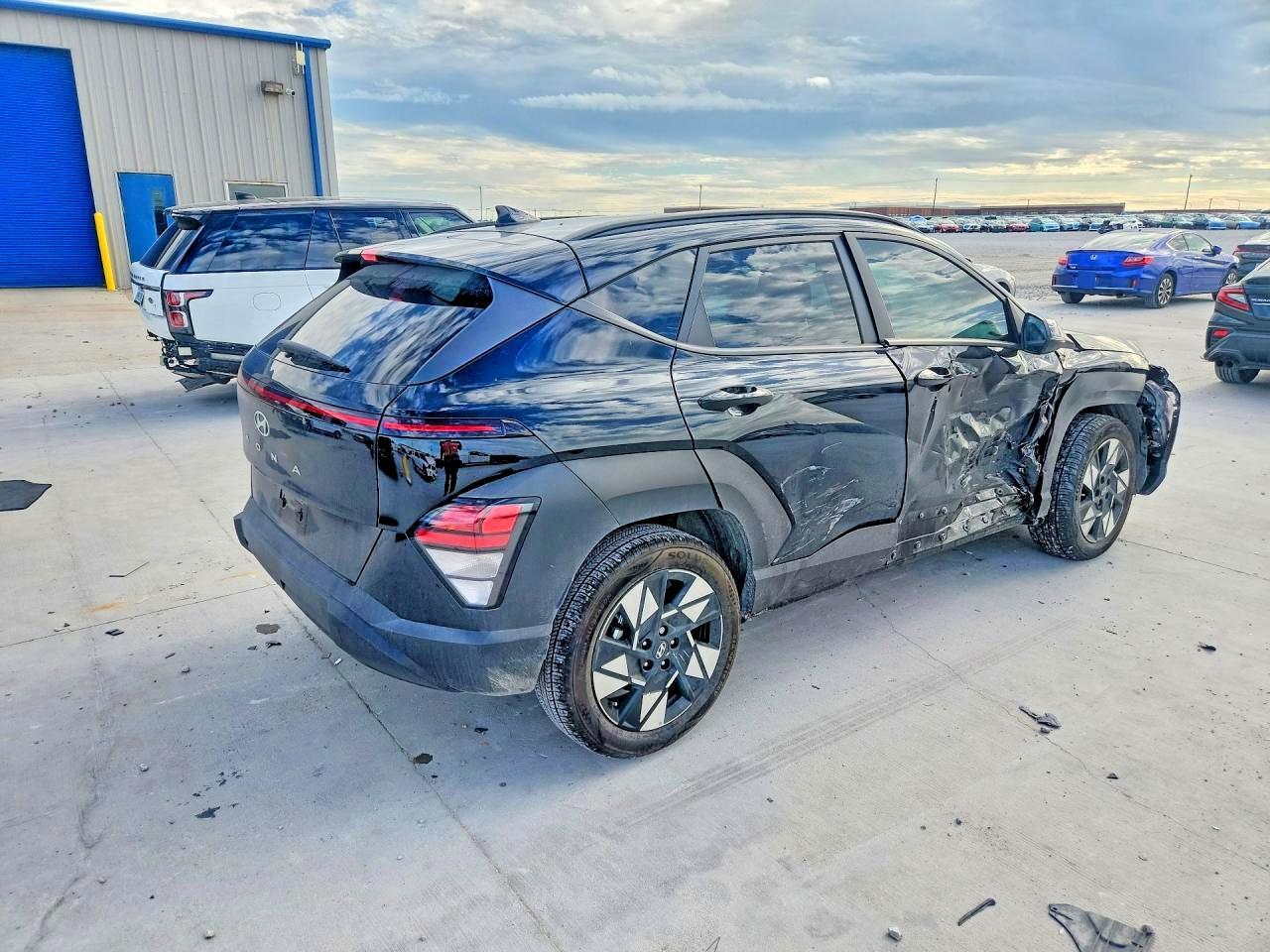 2025 Hyundai Kona Sel - Фото 3