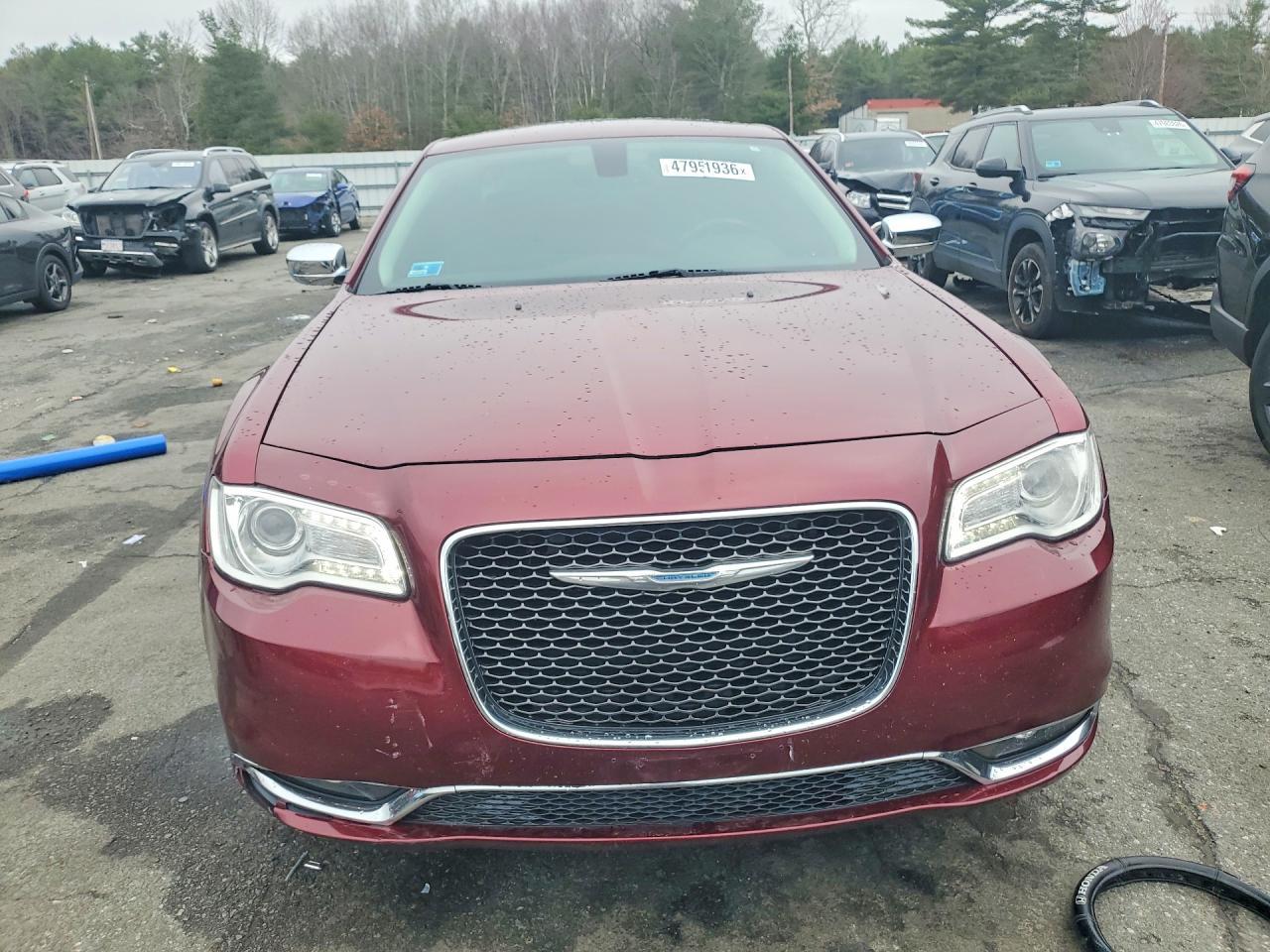 2016 Chrysler 300C - Фото 5