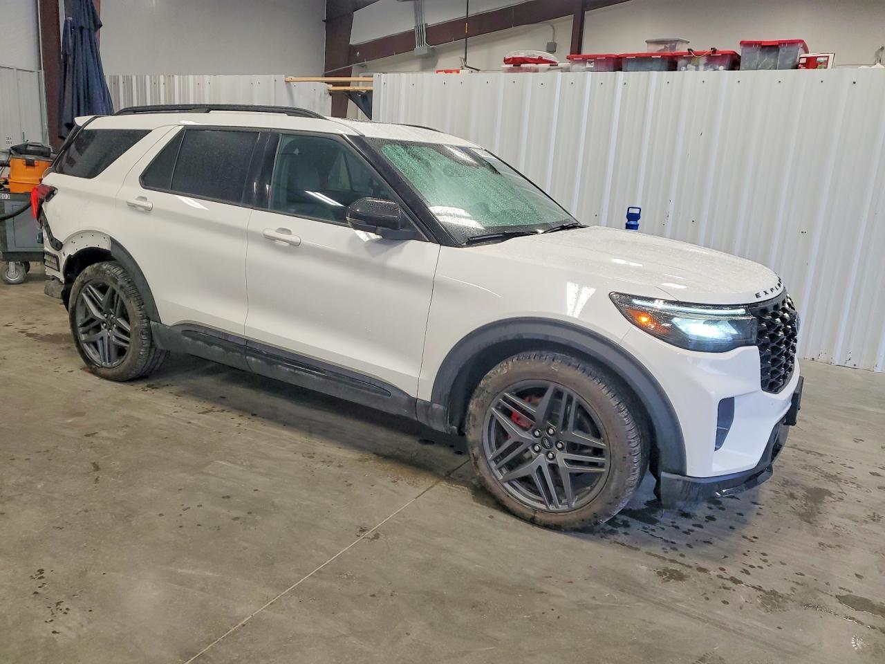 2025 Ford Explorer St - Фото 4