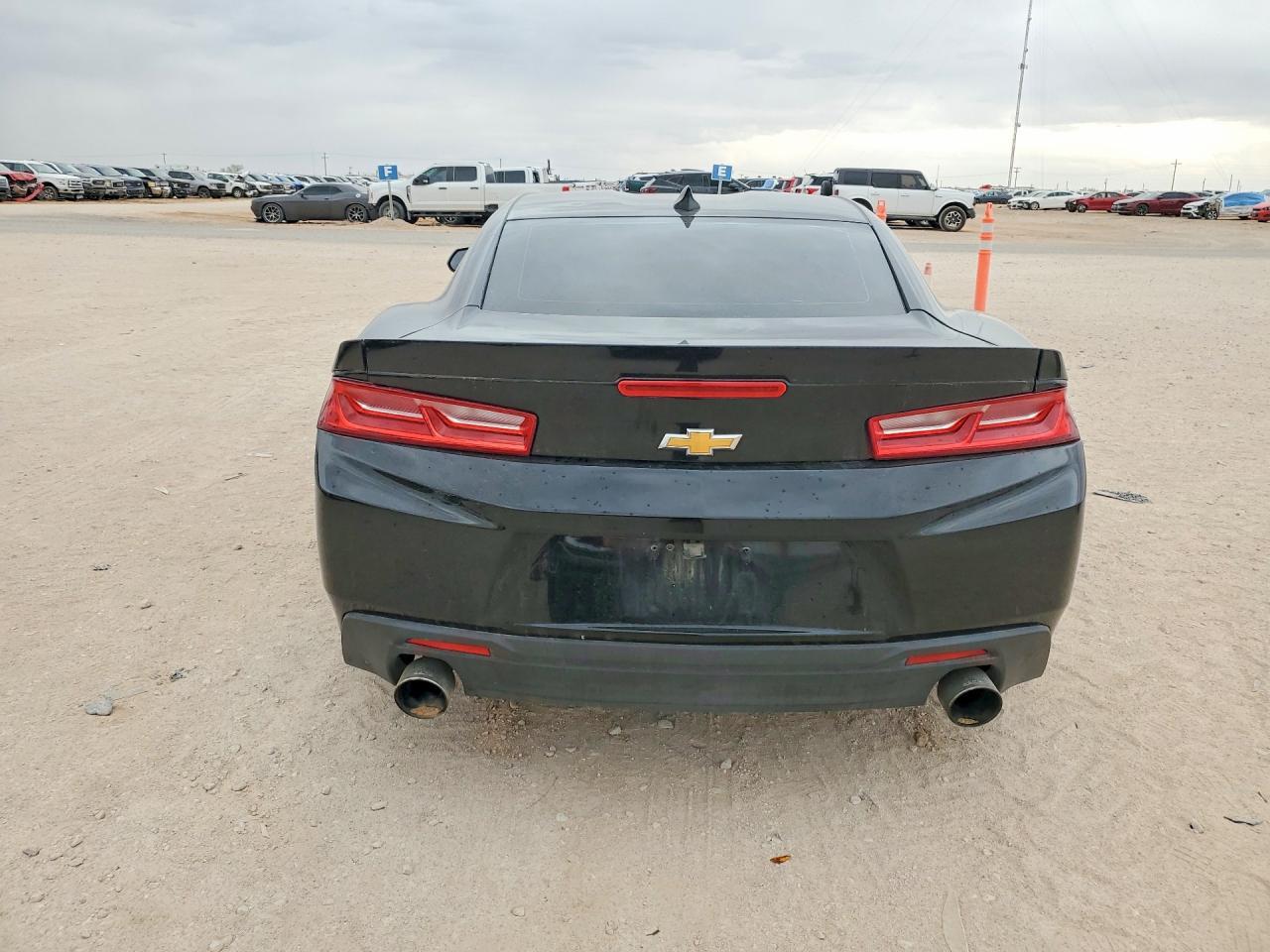 2017 Chevrolet Camaro Ls - Image 6