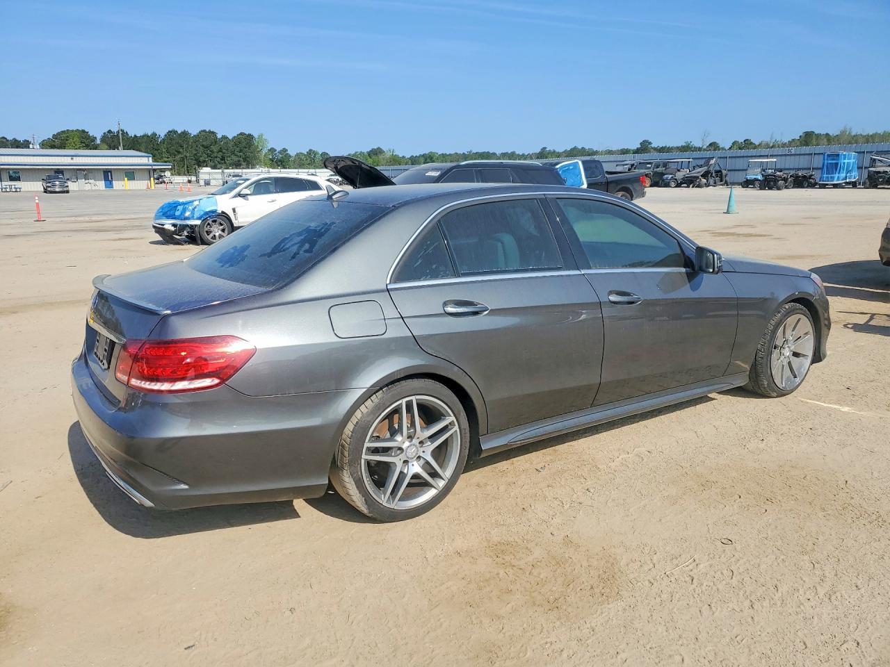 2016 Mercedes-Benz E 350 - Фото 3