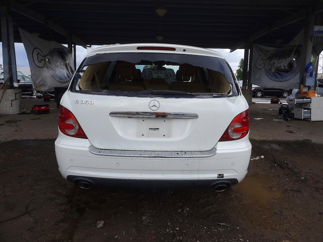 2008 Mercedes-Benz R350 - Фото 6