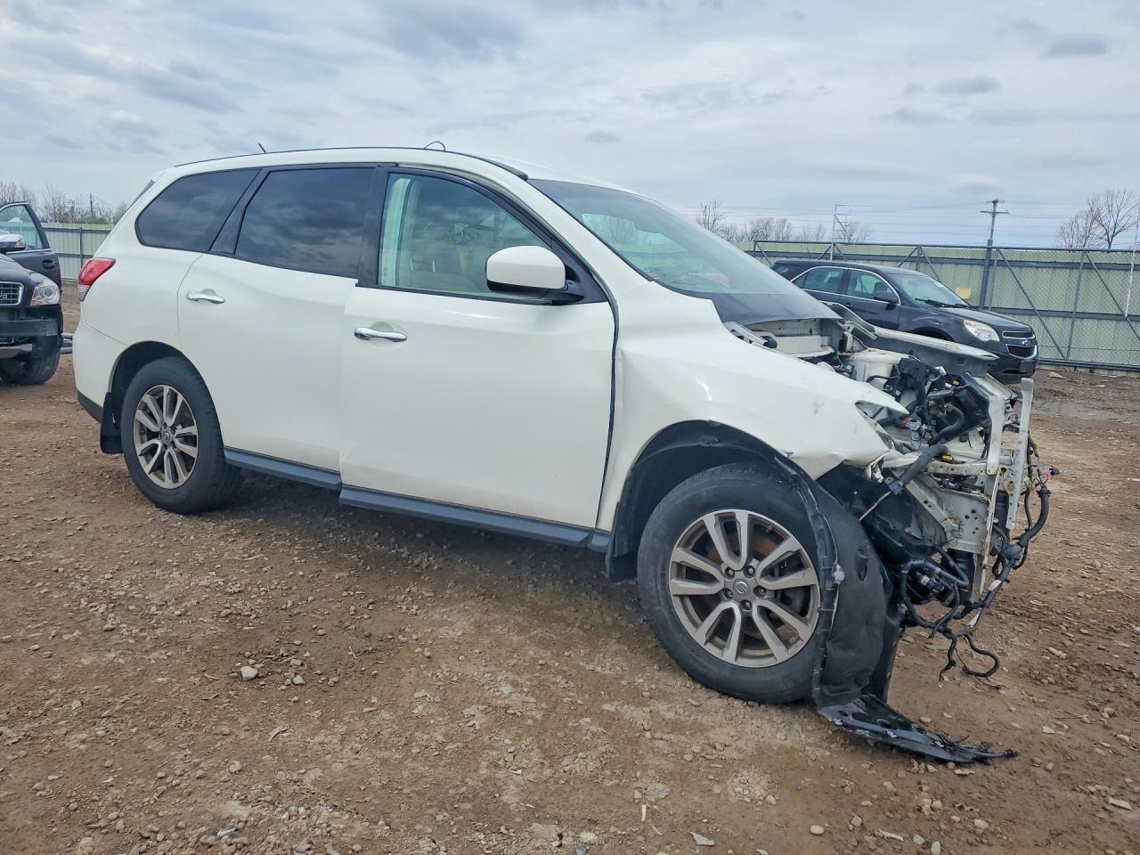 2014 Nissan Pathfinder S - Фото 4