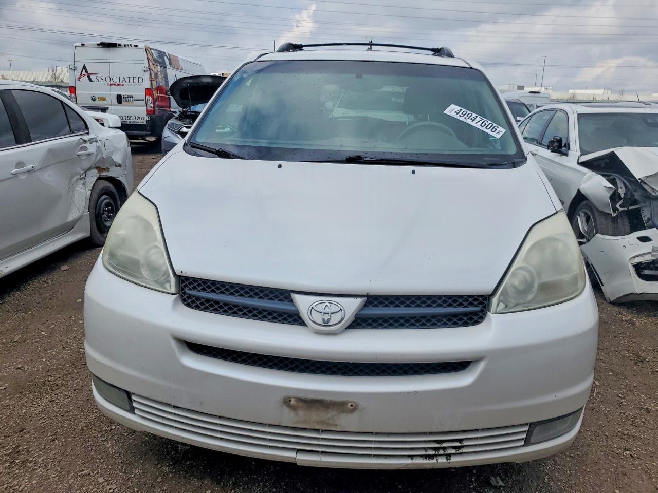 2004 Toyota Sienna Xle 7 Passenger - Image 5