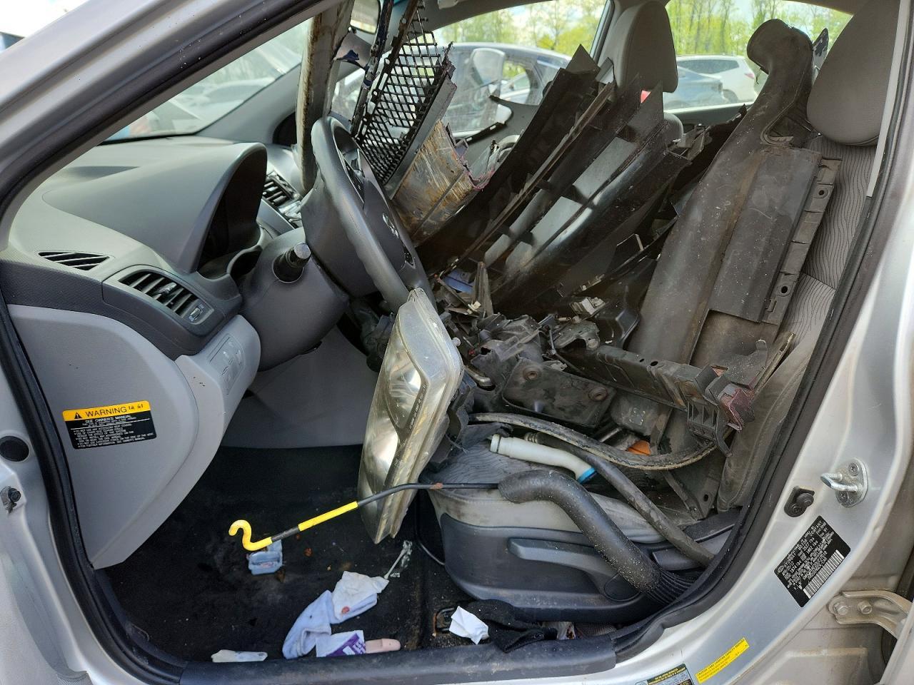 2013 Hyundai Accent Gls - Фото 7