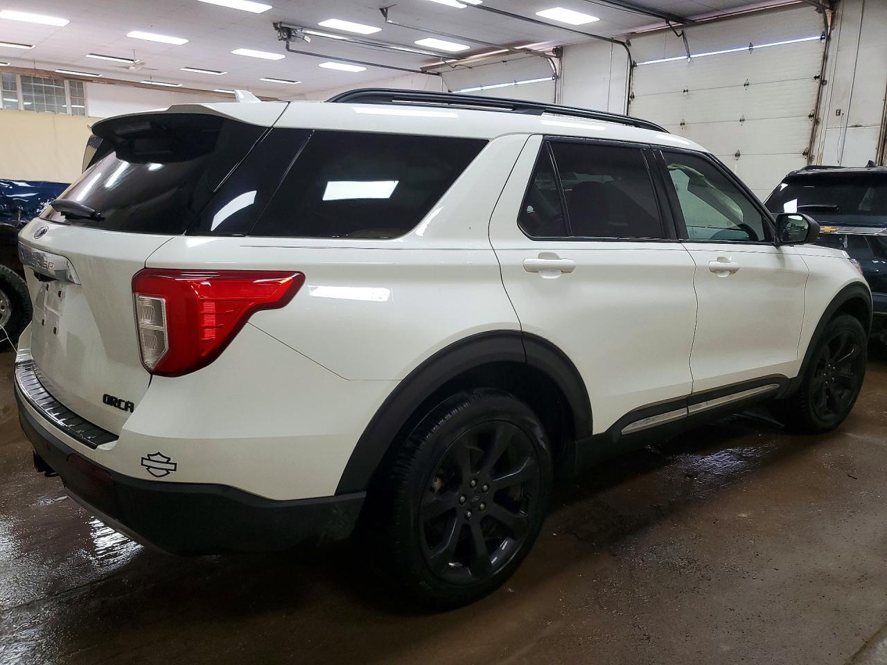 2022 Ford Explorer Xlt - Image 3