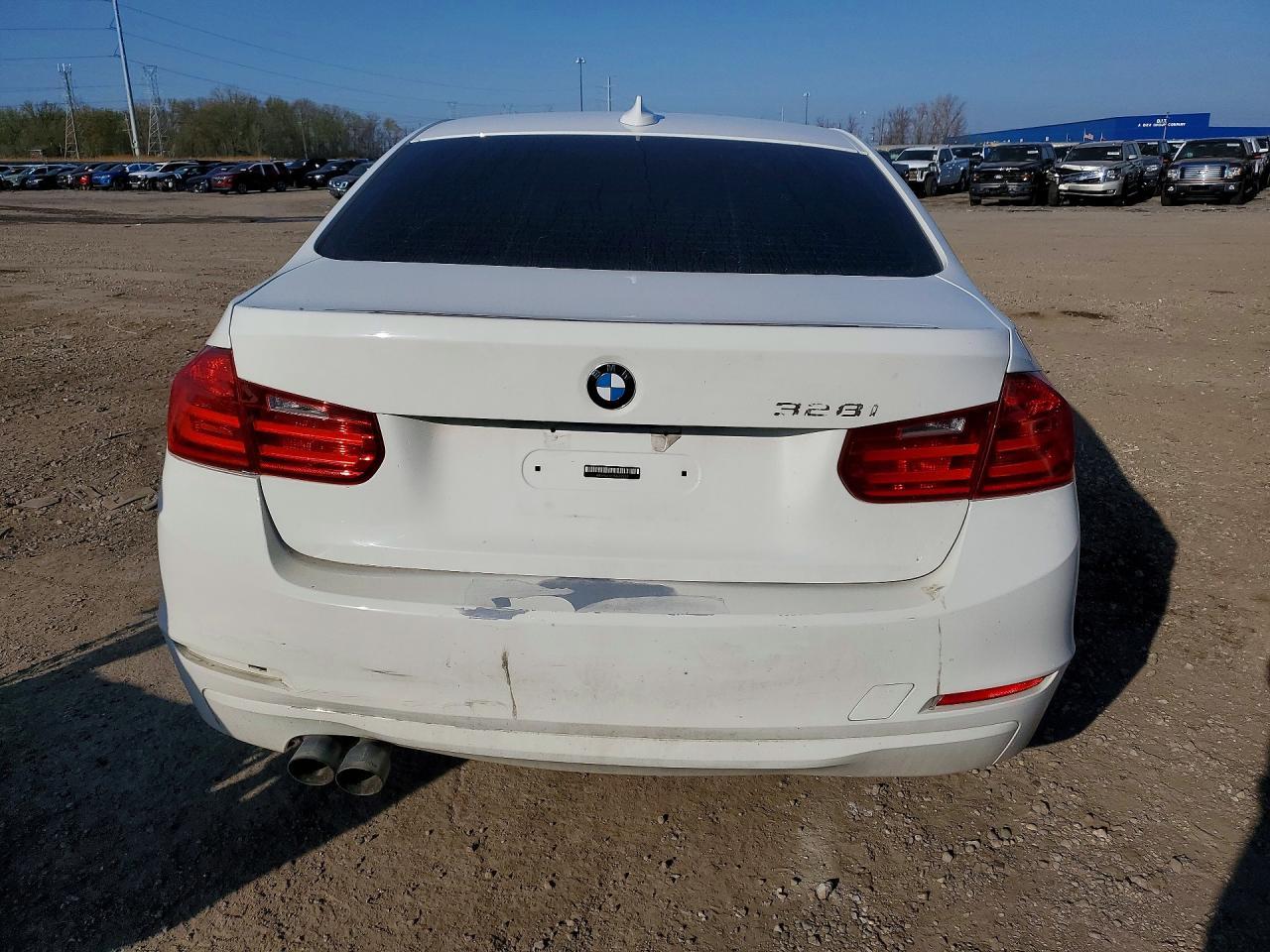 2013 BMW 328 I - Фото 6