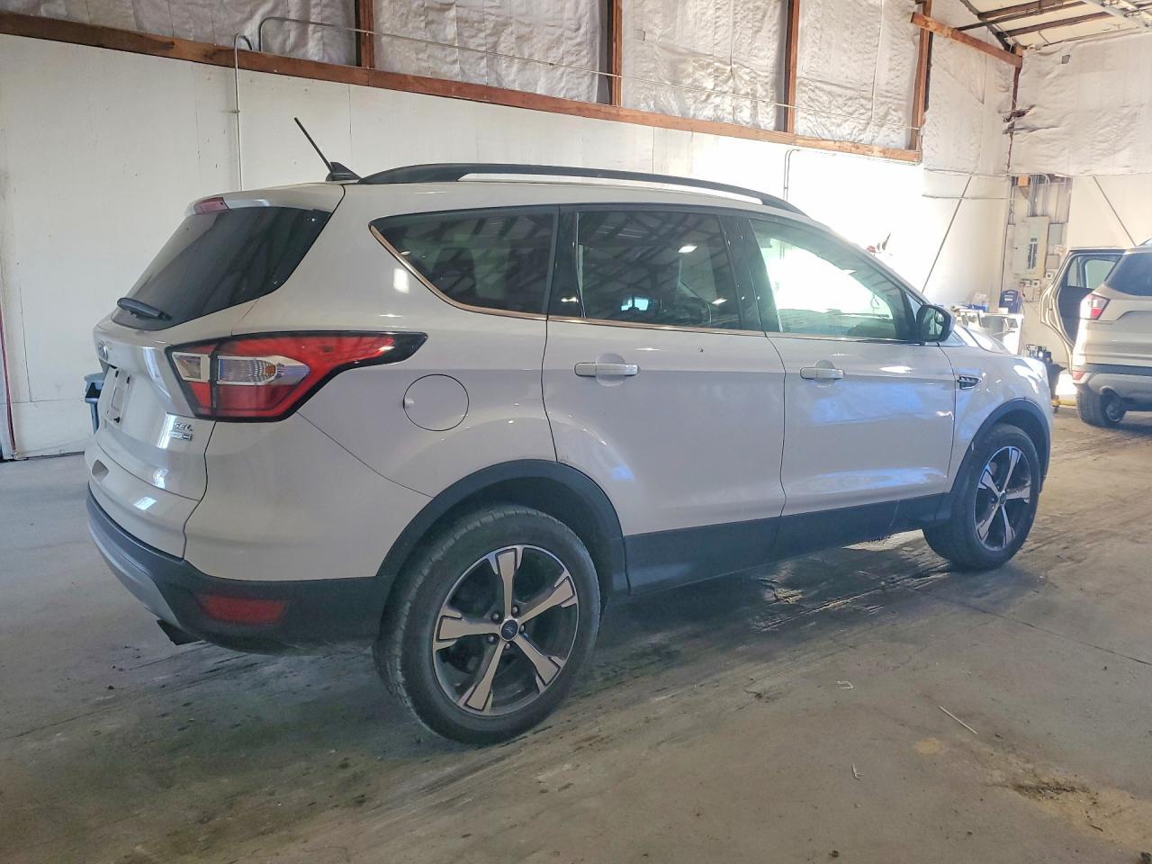 2018 Ford Escape Sel - Фото 3