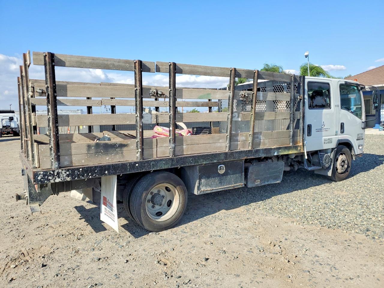 2021 Isuzu Nrr - Flatbed ** R & D * Pri Fleet ** - Image 3