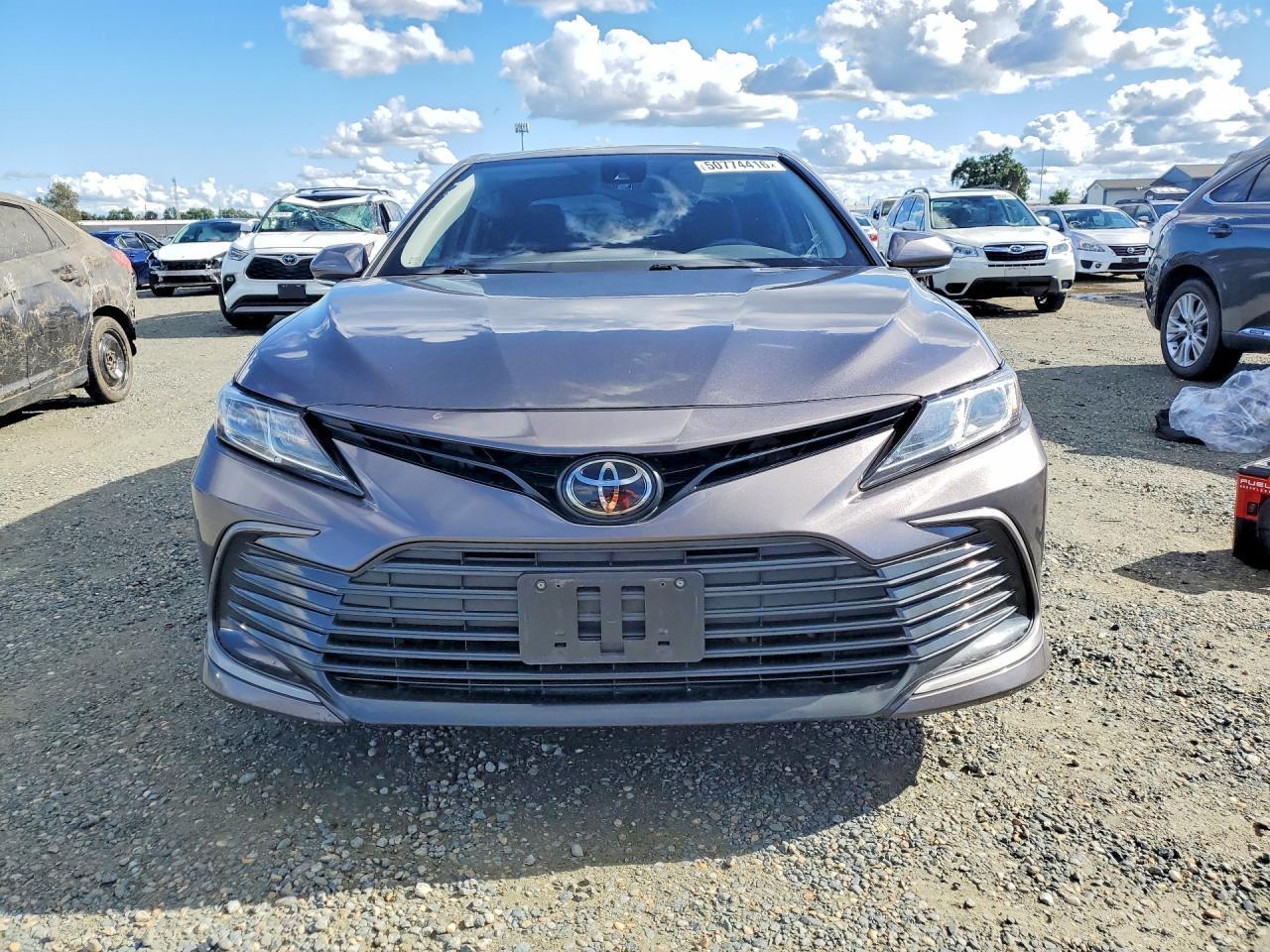 2023 Toyota Camry Le - Фото 5