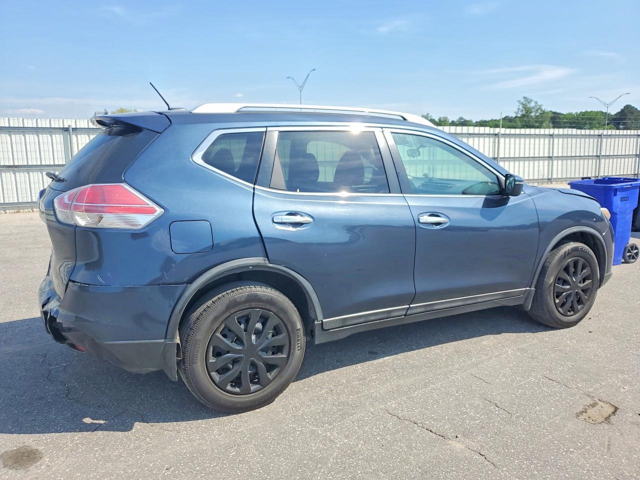 2016 Nissan Rogue S - Фото 3