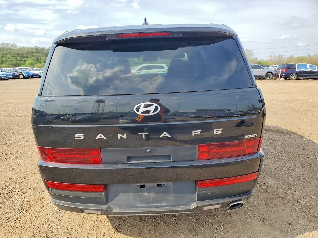 2024 Hyundai Santa Fe Se - Image 6