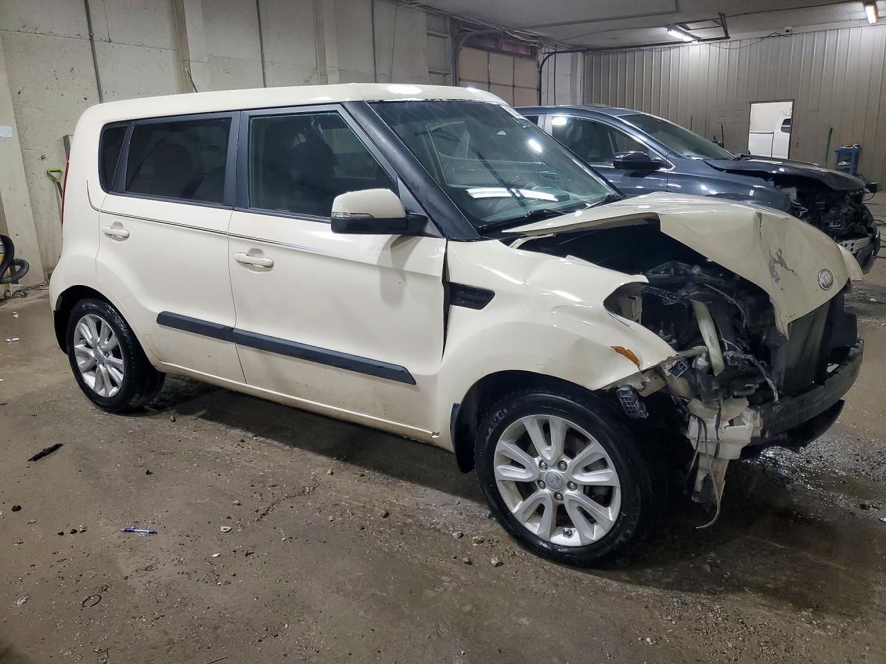 2013 Kia Soul + - Image 4