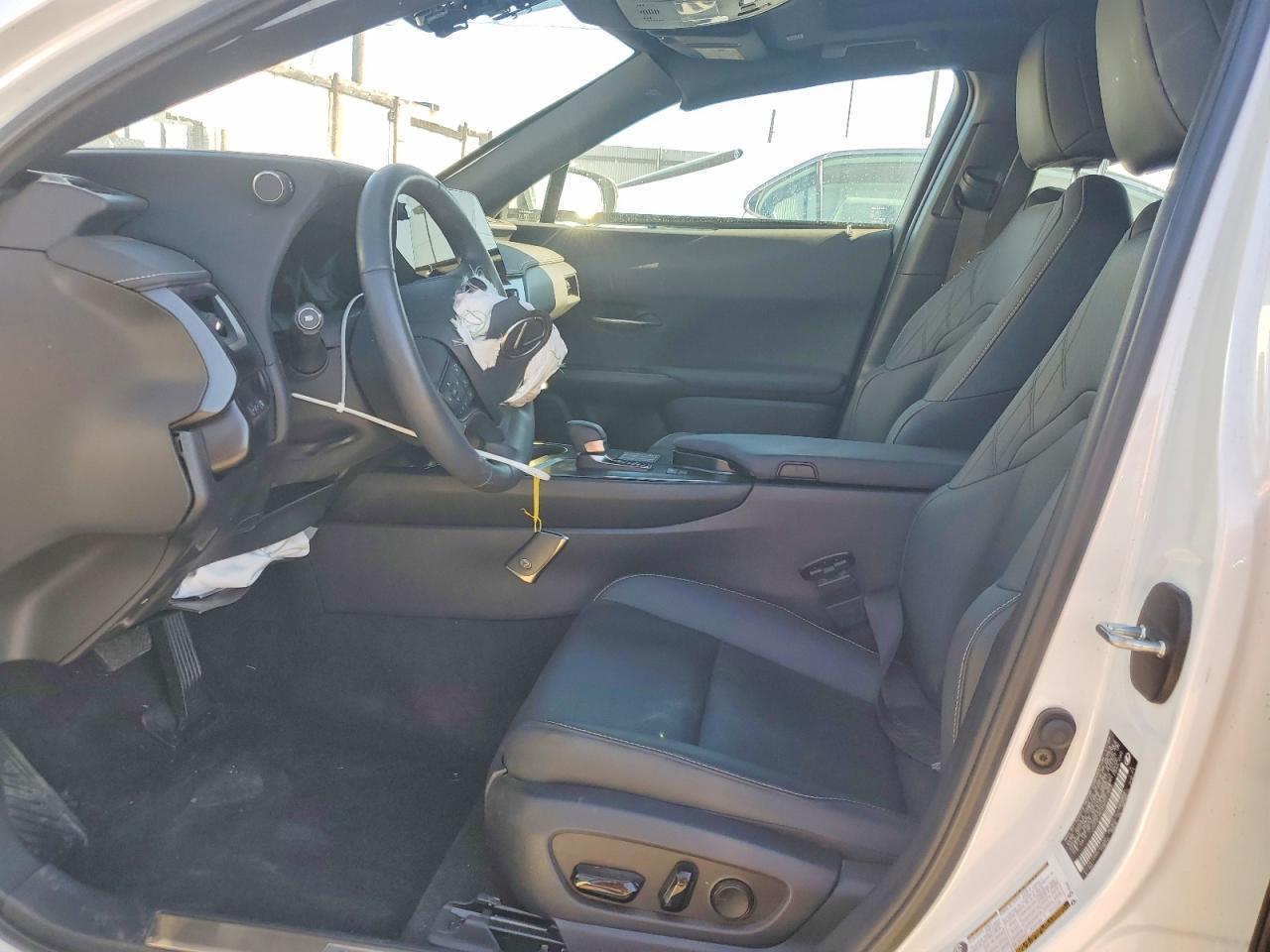 2025 Lexus Ux 300H Premium - Фото 7