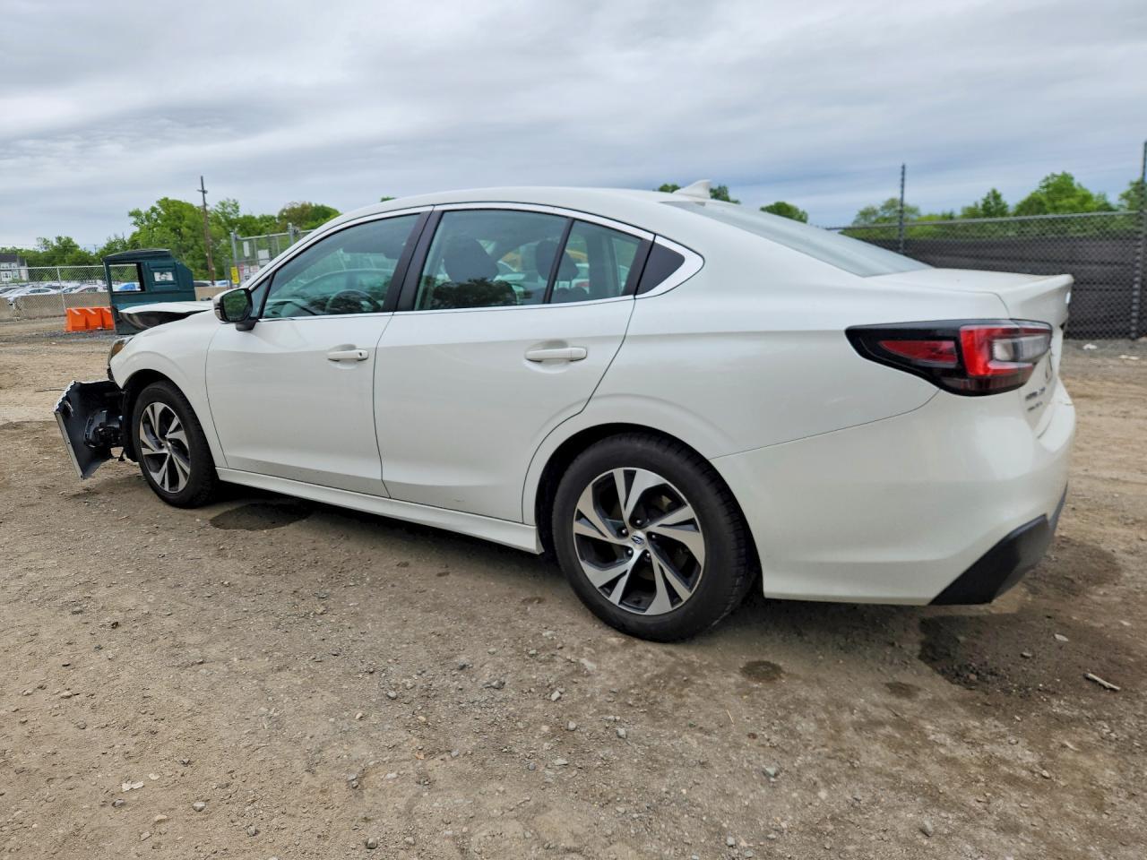 2022 Subaru Legacy Premium - Фото 2