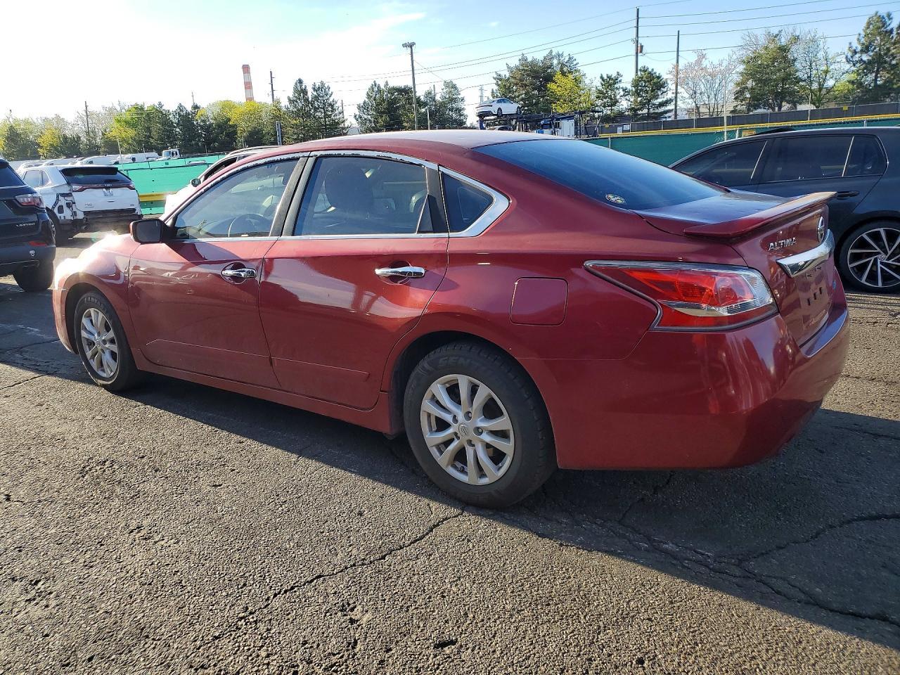 2014 Nissan Altima 2.5 S - Image 2
